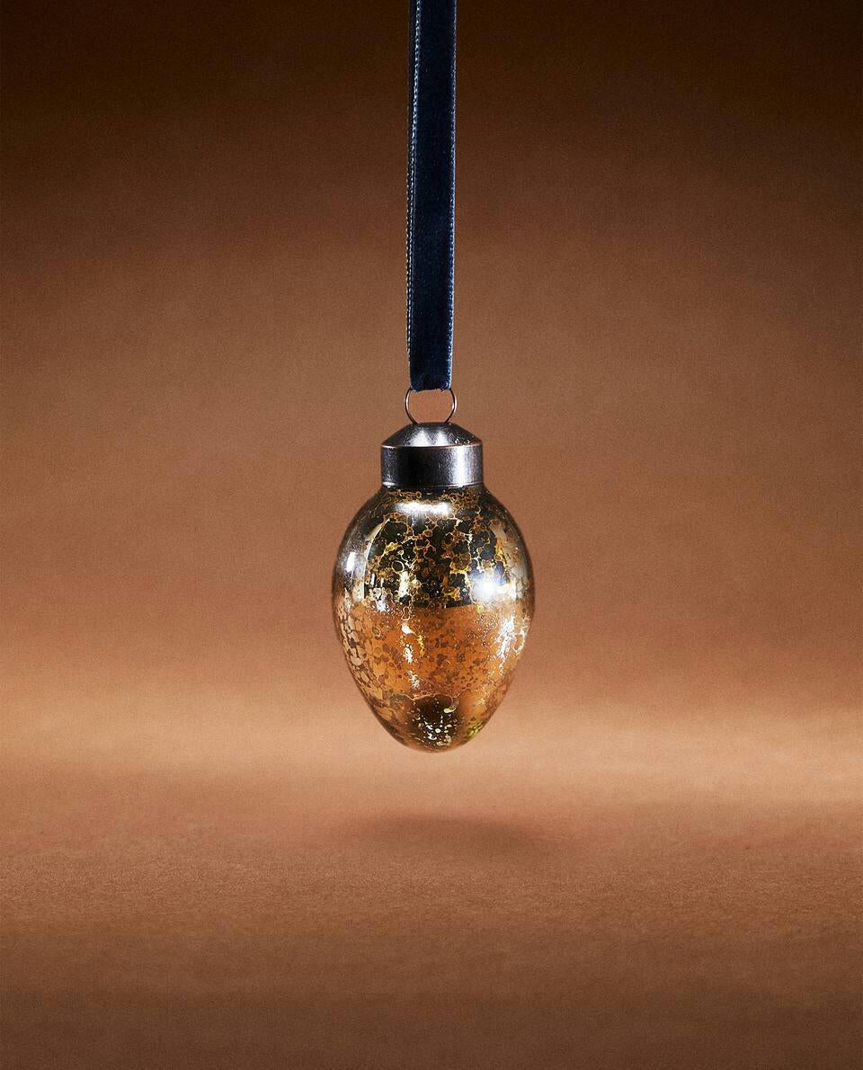 SHINY GLASS OVAL CHRISTMAS DECORATION