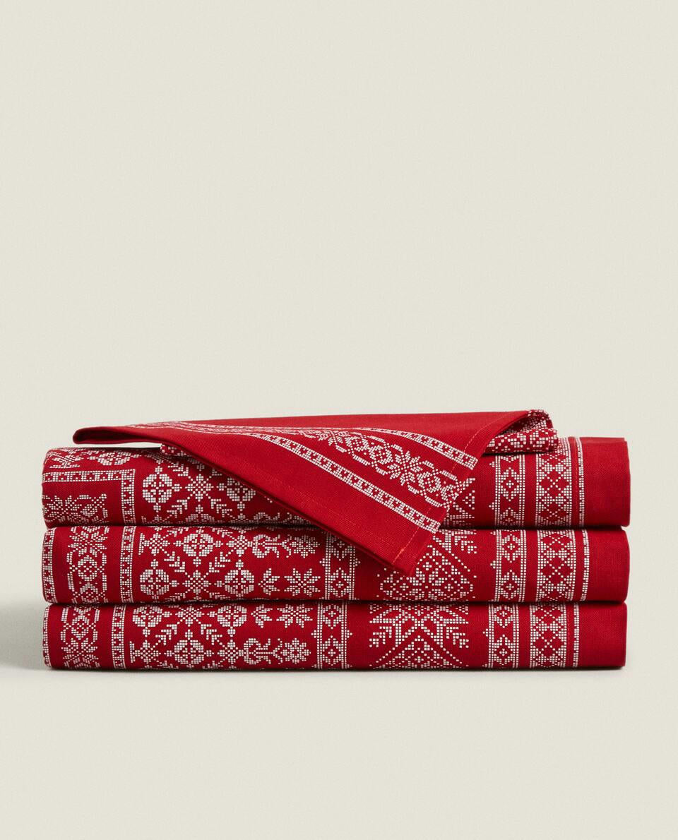 CHRISTMAS COTTON TABLECLOTH WITH BORDER