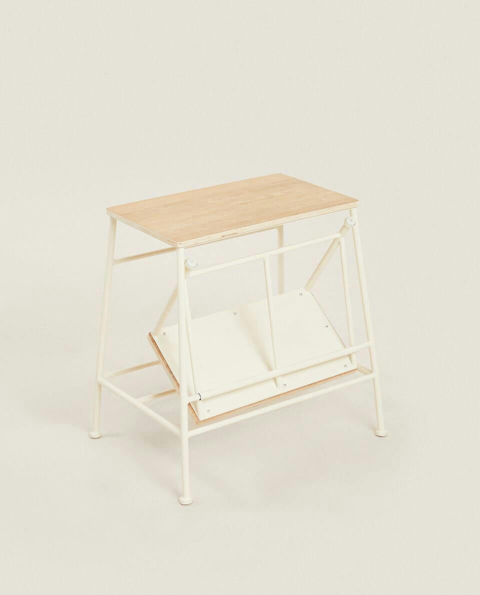 WOOD STOOL | LADDER