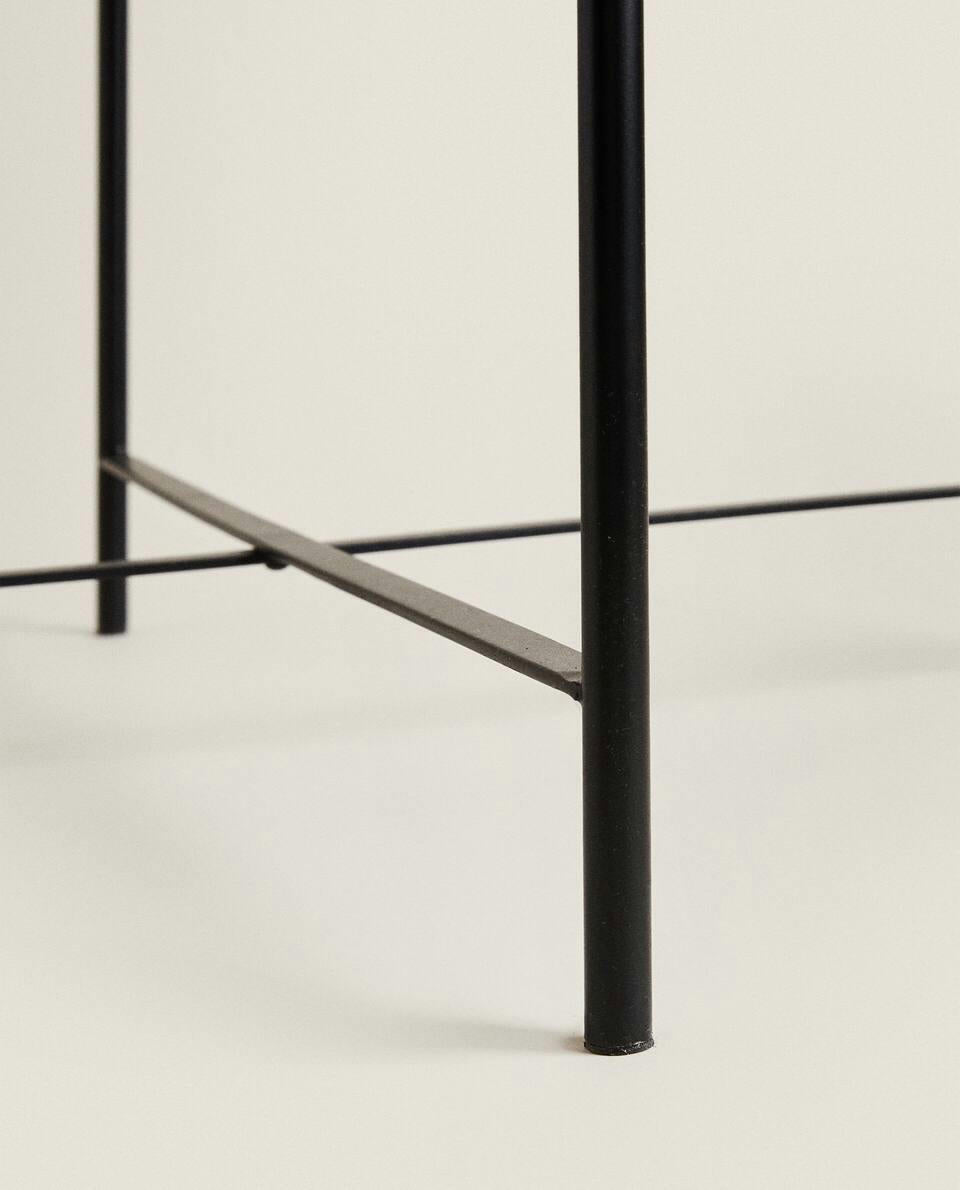 FOLDING ROUND TRAY TABLE