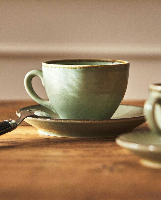 RIM DETAIL TEACUP