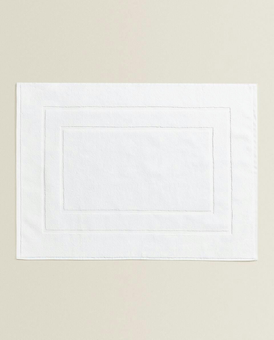 COTTON BATH MAT
