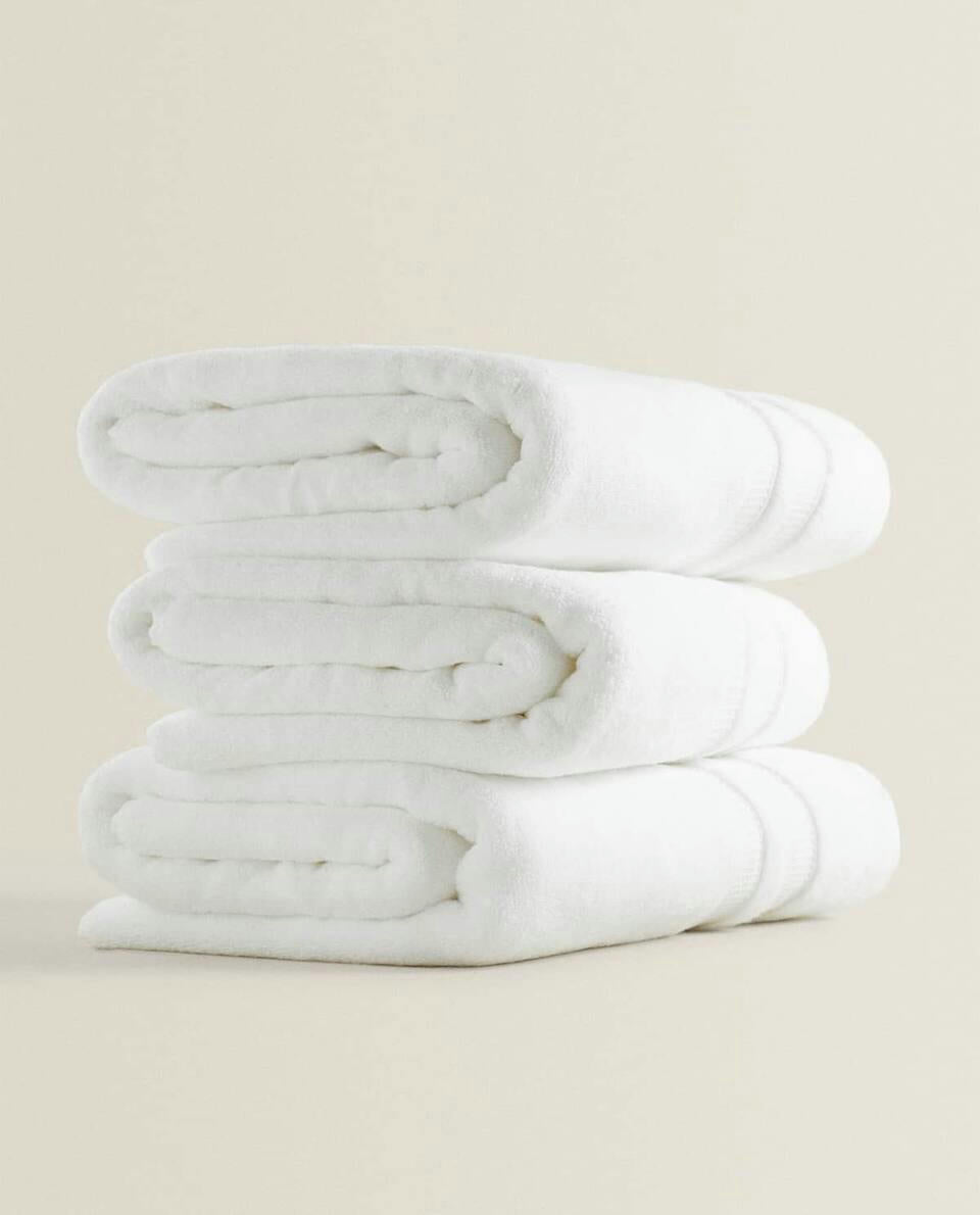 EXTRA SOFT TOWEL WITH DOUBLE BORDER