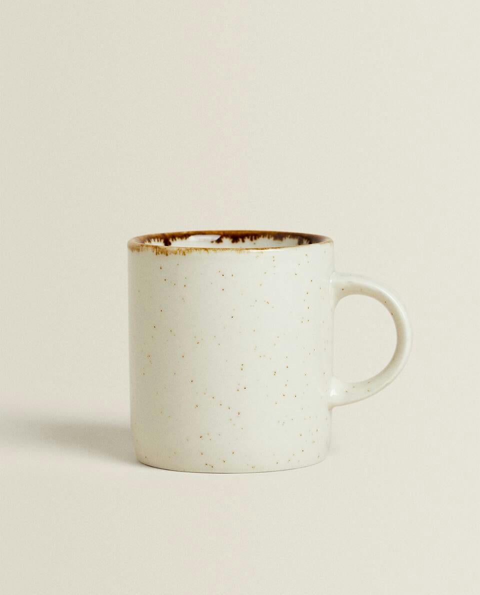 PORCELAIN MUG WITH ANTIQUE FINISH RIM
