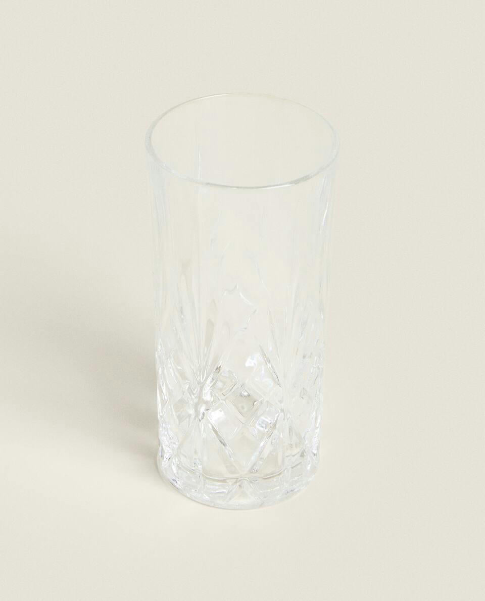 TALL GLASS WITH RAISED DESIGN