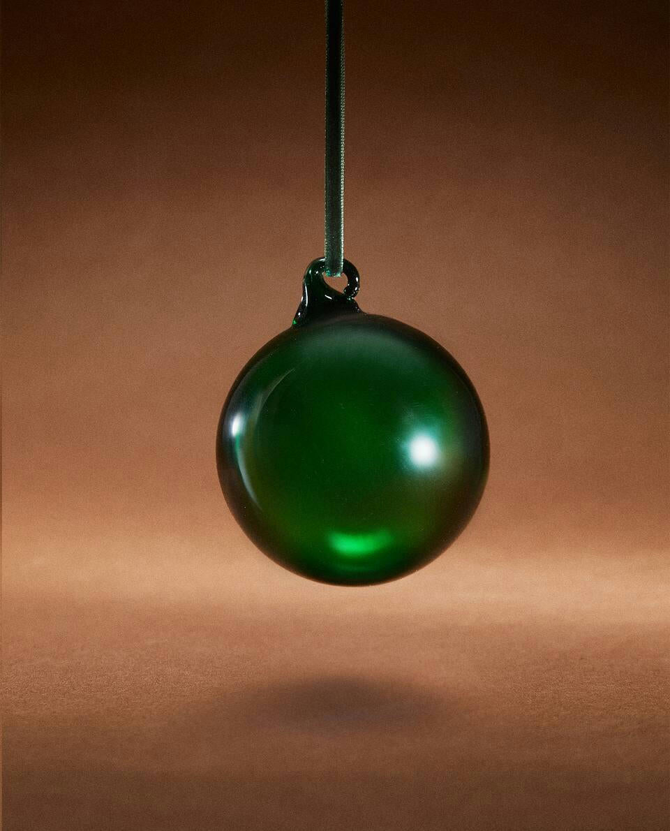 CHRISTMAS PLAIN GLASS BAUBLE DECORATION
