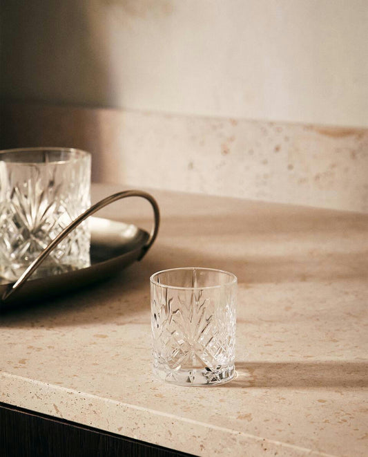 ENGRAVED CRYSTALLINE SHOT GLASS
