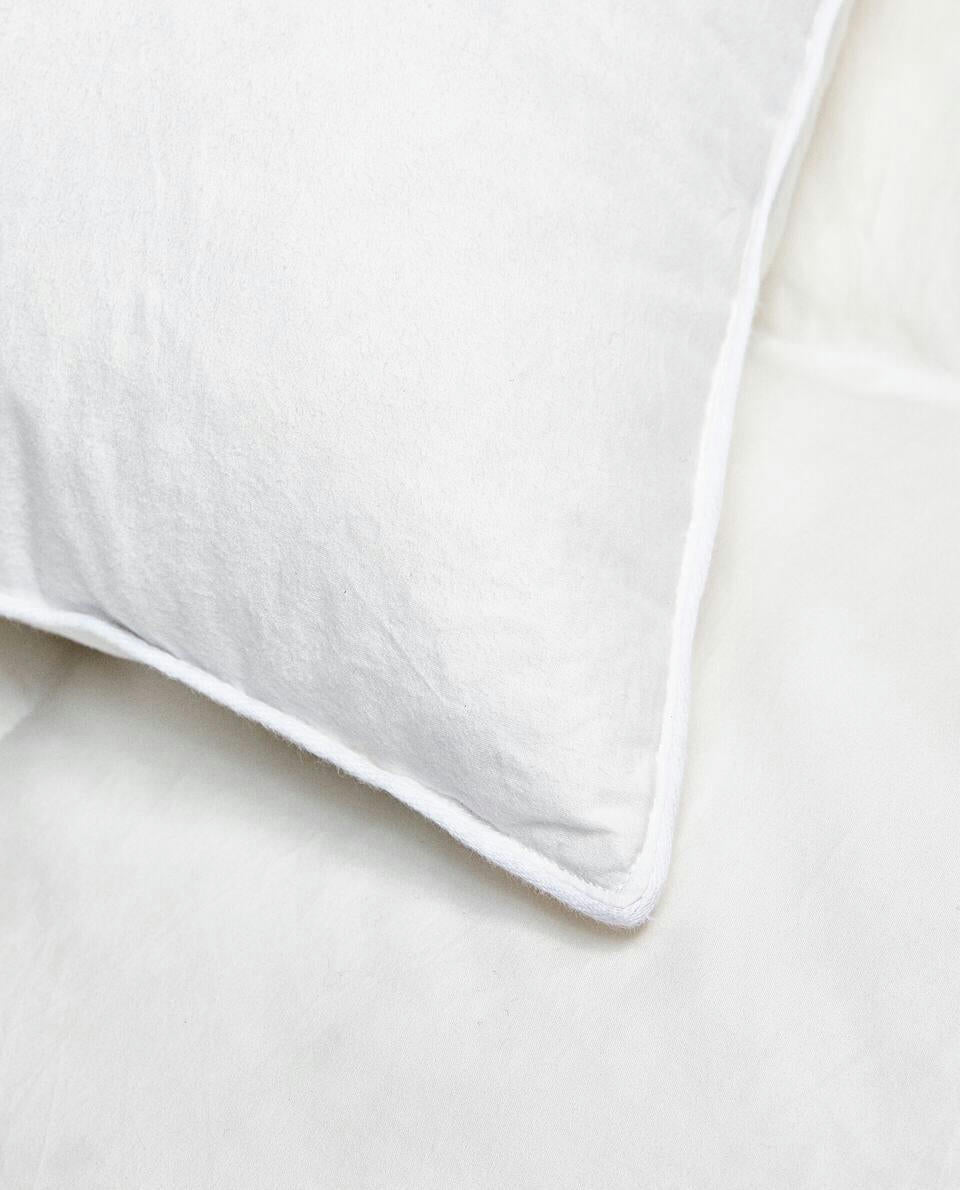 FEATHER PILLOW