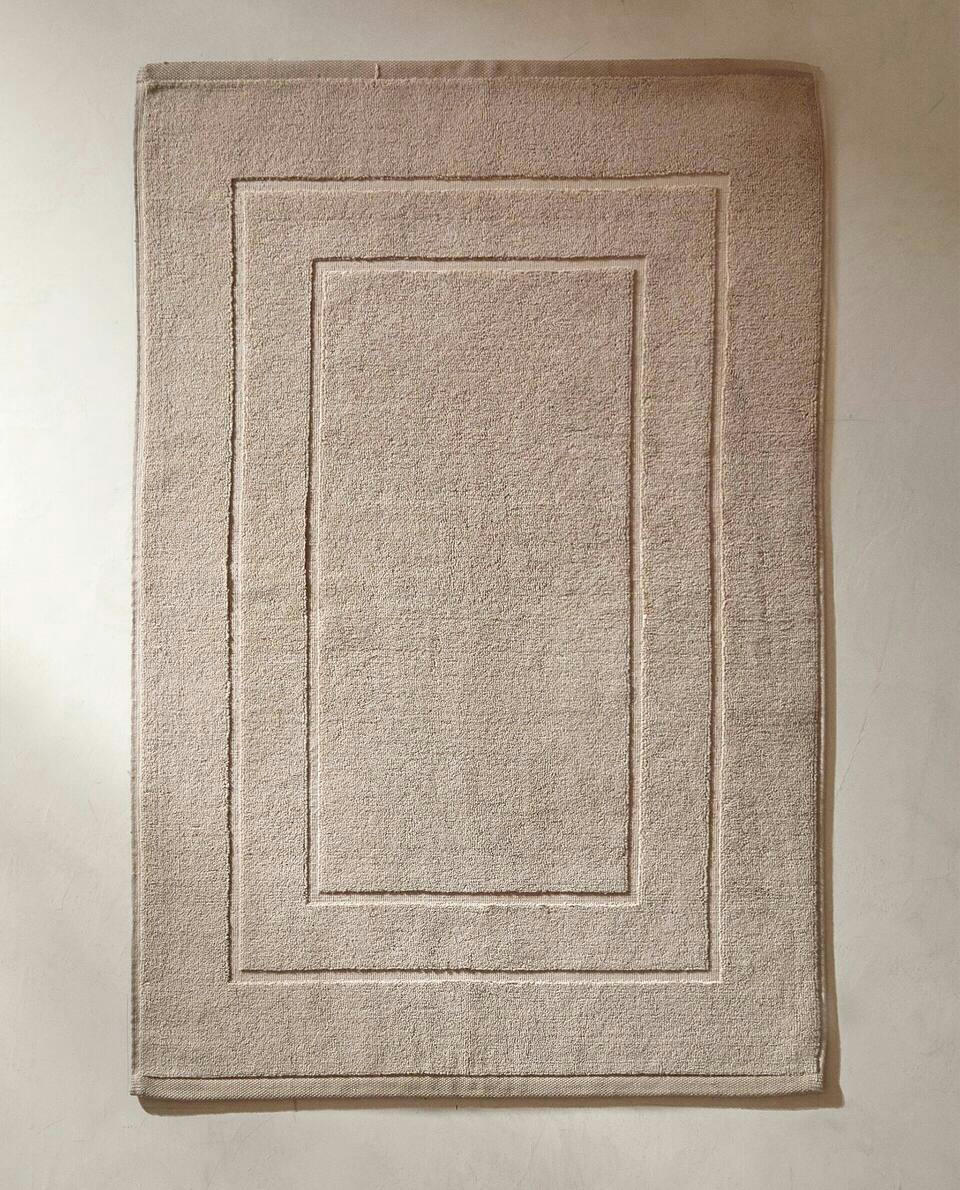 COTTON BATH MAT