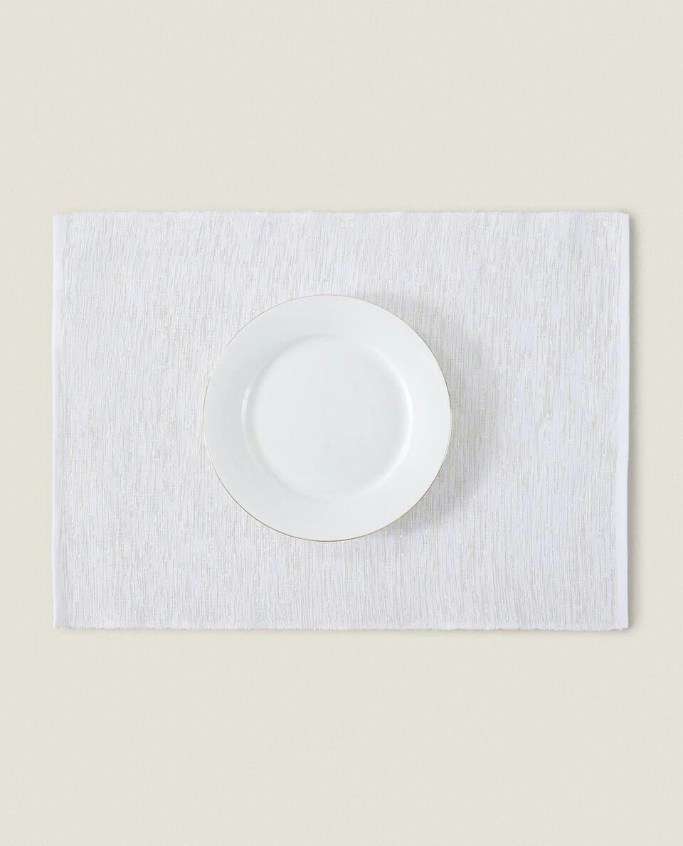 PACK OF GLITTERY CHRISTMAS PLACEMATS (PACK OF 2)