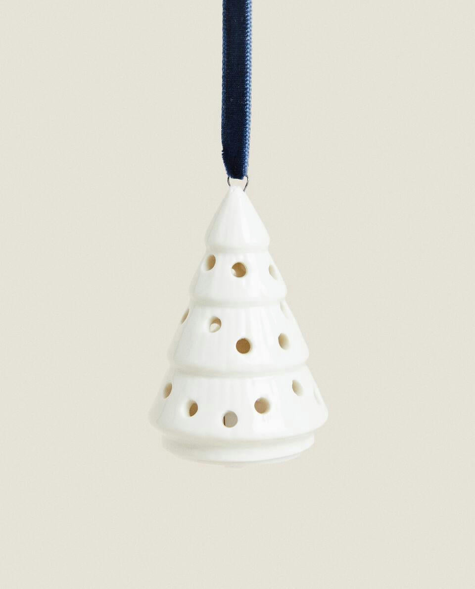 CHRISTMAS TREE PORCELAIN DECORATION