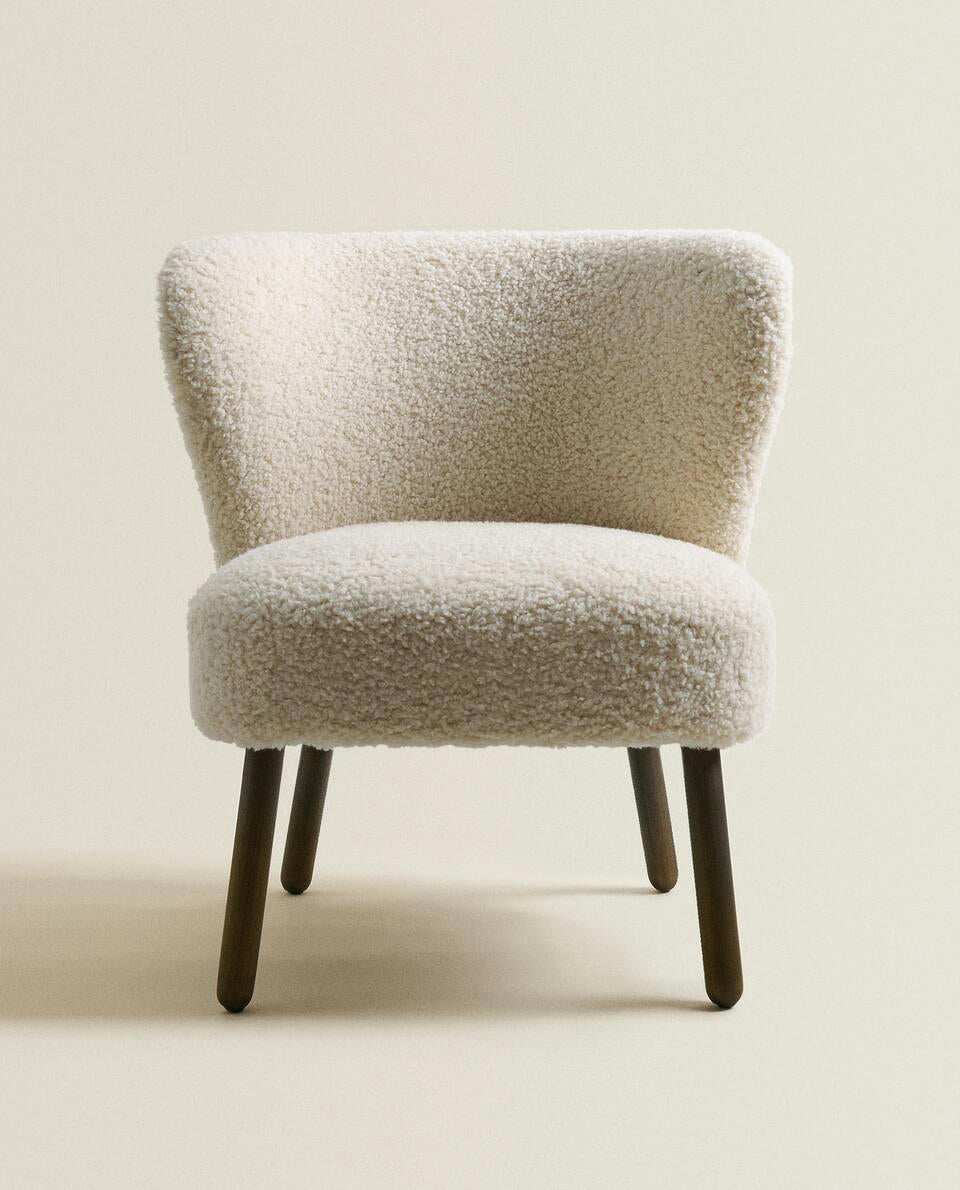 LIGHT BEIGE TERRY ARMCHAIR