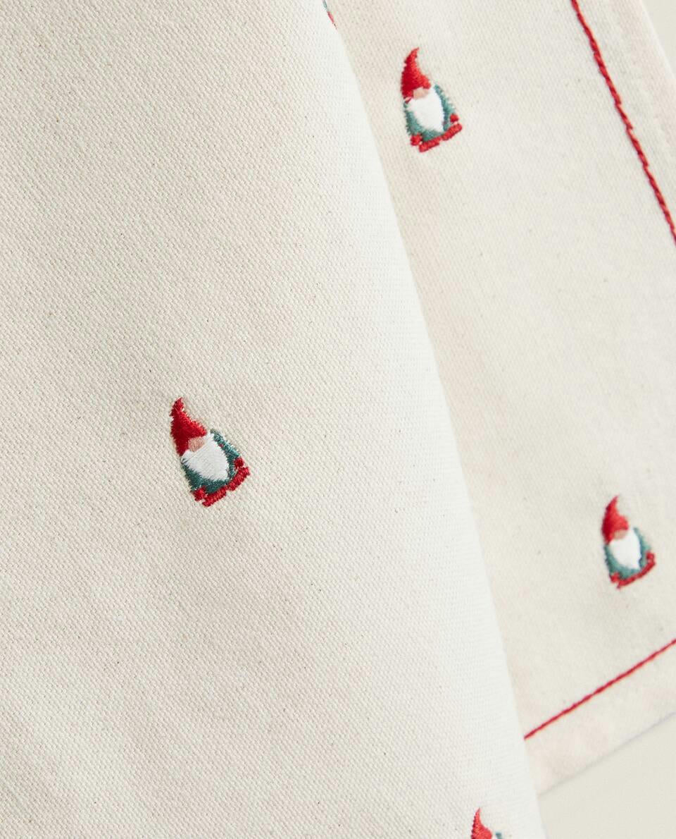 CHRISTMAS GNOME COTTON TEA TOWEL