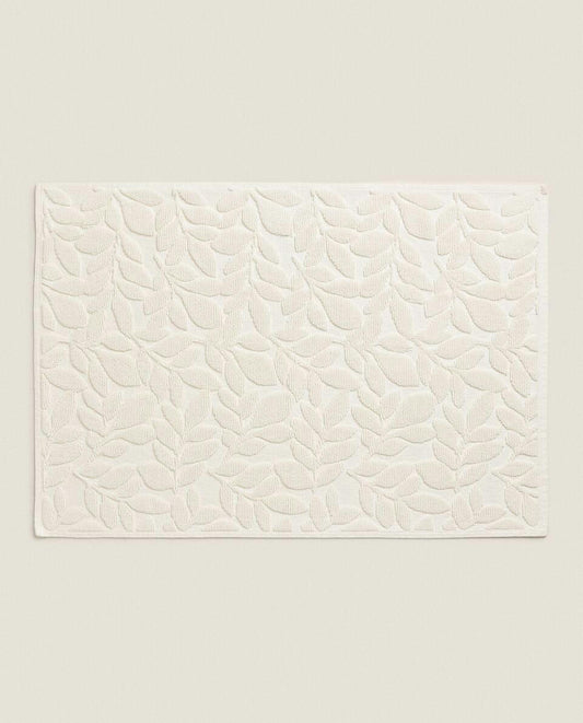 VEGETABLE JACQUARD BATH MAT