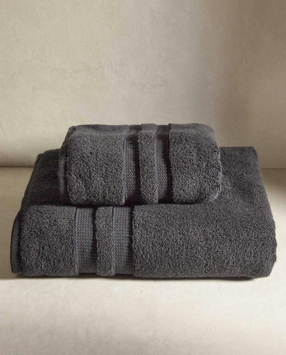 EXTRA SOFT TOWEL WITH DOUBLE BORDER